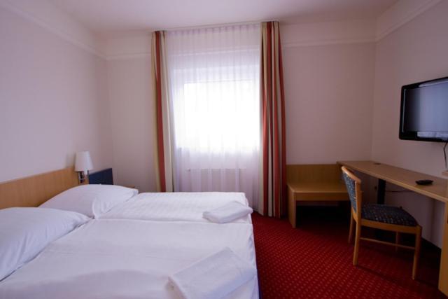 Hotel Jacobsberg Oschersleben Eksteriør billede